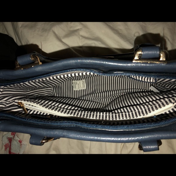 Purse - Picture 6 of 8